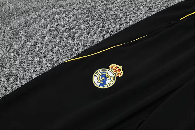 2025/2026 Real Madrid Half-Pulled Training Suit