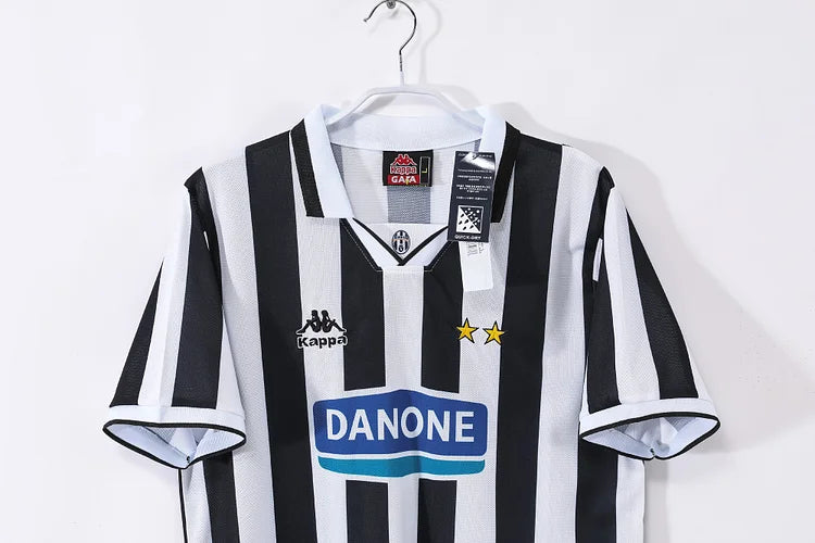 1994/95 Juventus Home Retro Shirt