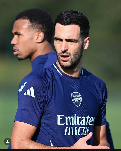 2024/25 Arsenal Training Shirt - Player Edition