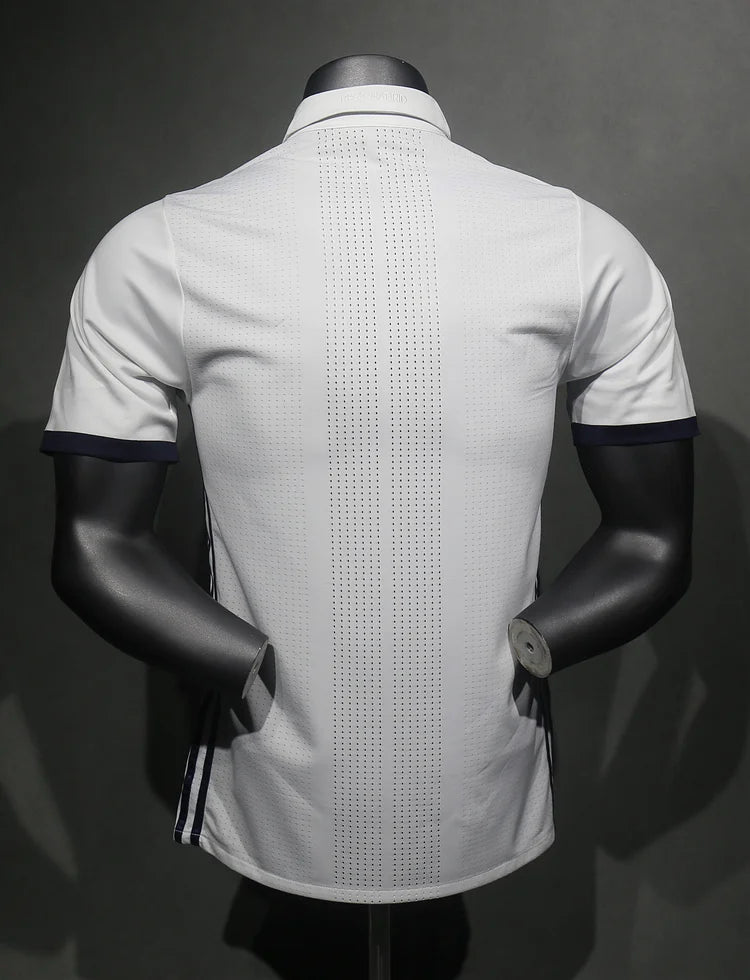 2016/17 Real Madrid Home Kit - Players