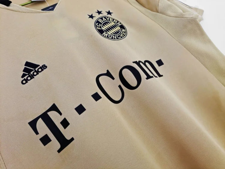 2004/05 Bayern Munich Away Retro Jersey