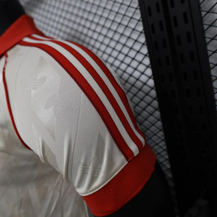 2024/25 Bayern Munich Retro Shirt - Players