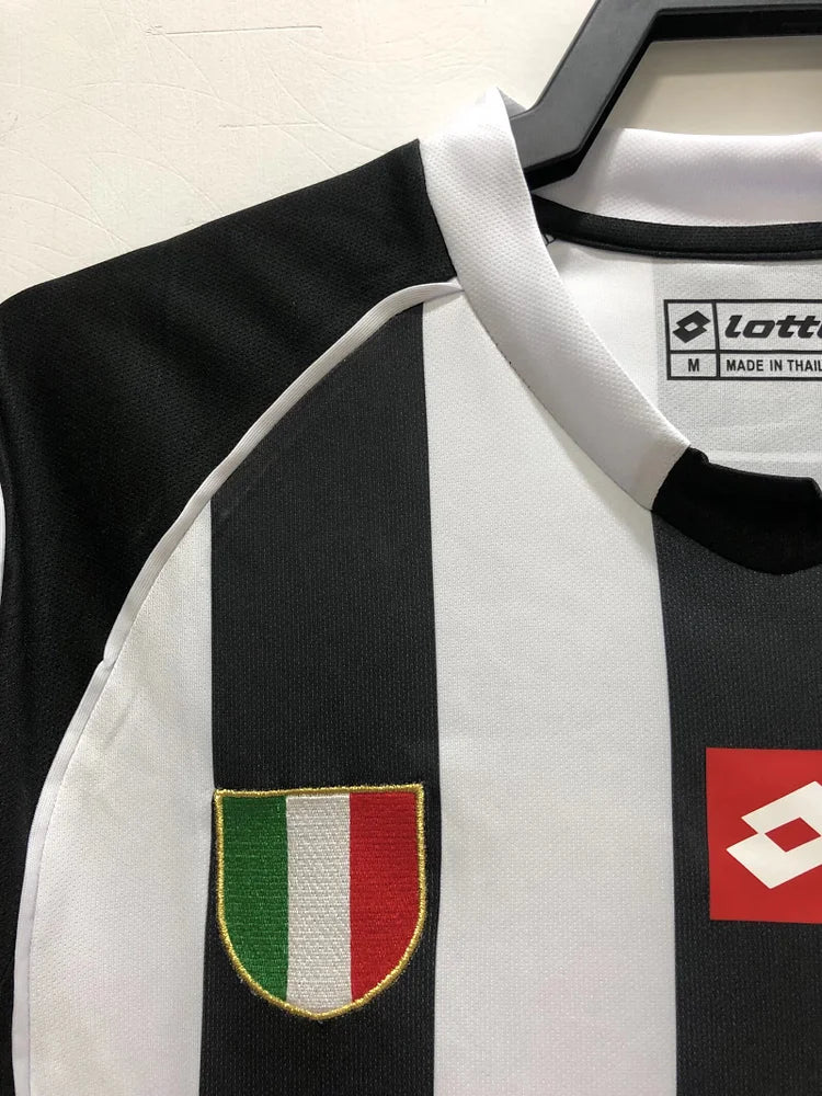 2002/03 Juventus home retro jersey