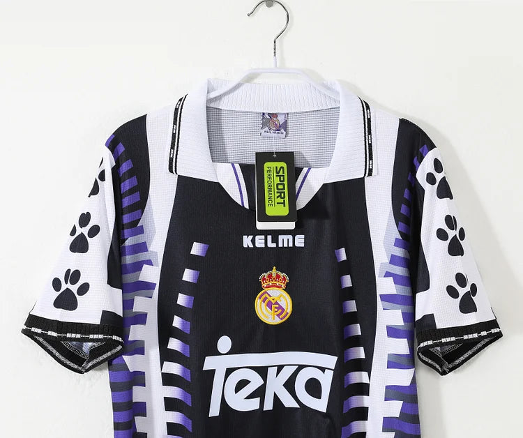 1997/98 Real Madrid second away retro jersey.