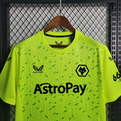 2023/2024 Wolverhampton Wanderers Goalkeeper Football Shirt