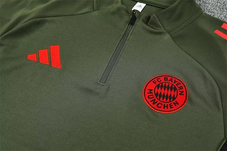 2025/2026 Bayern Green Long-Sleeved Training Suit -