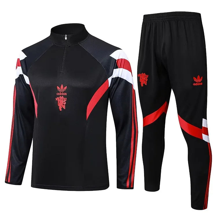 2024/25 Manchester United black training kit