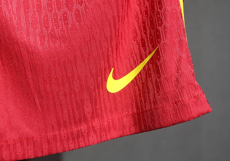 2024/25 LiverpoolHome shorts. - Player version