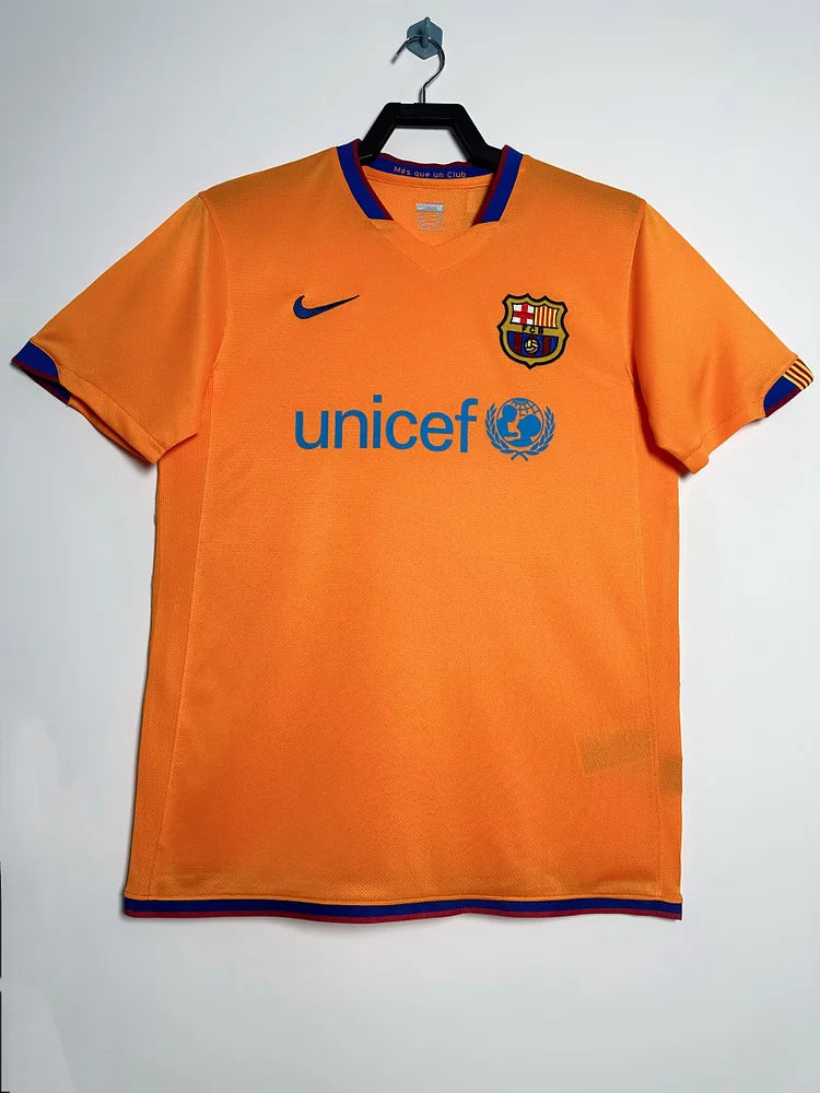 2006/07 Barcelona Away Retro Jersey