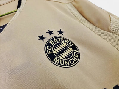 2004/05 Bayern Munich Away Retro Jersey