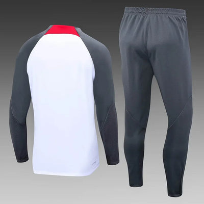 2023/24 Liverpool Half-zip white training suit