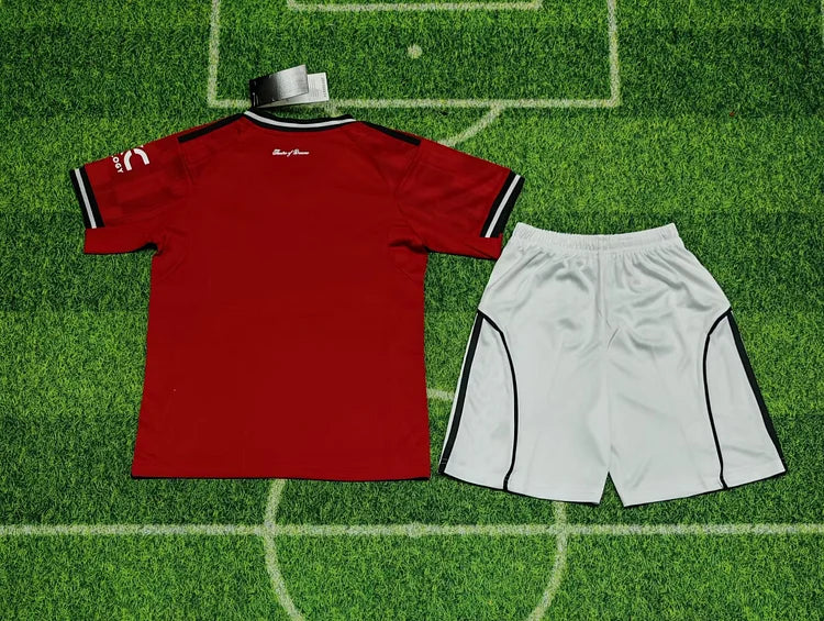 2025/2026 Manchester United Home Kidswear