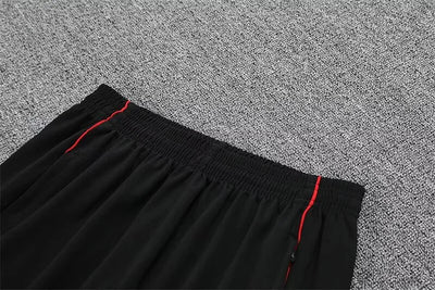 2025/2026 Manchester United Red And Black Long-Sleeved Training Suit