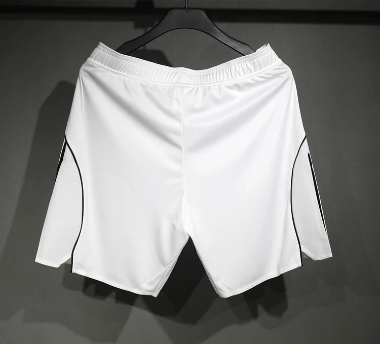 25/26 Manchester United Home Shorts Player Edition