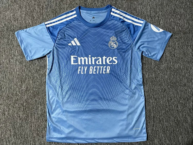 2025/2026 Real Madrid Goalkeeper Fan Edition