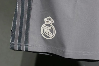 24/25 Real Madrid second away shorts player version