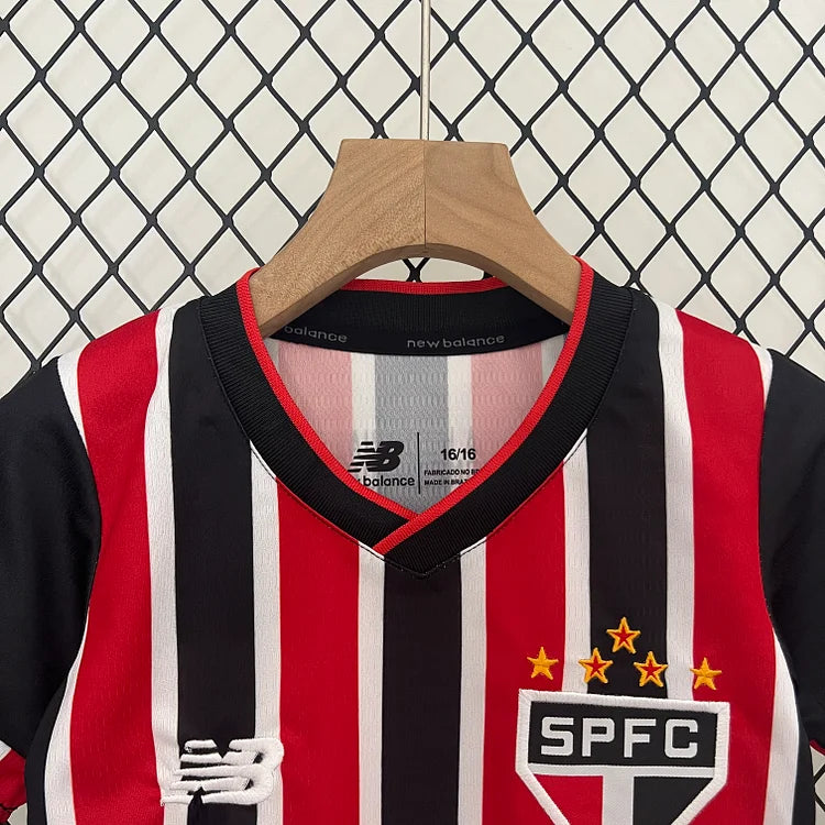 24/25 kids Sao Paulo away