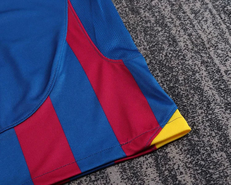 2005/06 Barcelona Home Retro - Kids Kit