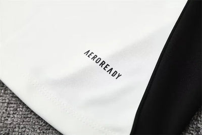 25/26 Liverpool white long-sleeved training suit