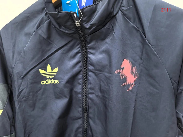 2024/25 Manchester United Black Windbreaker
