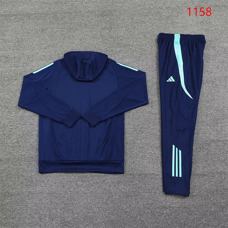 2024/25 Arsenal Hooded Training Kit