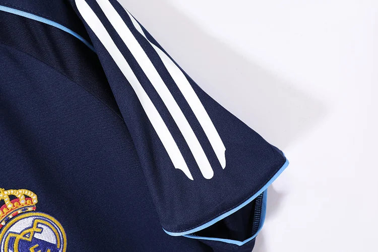 2005/06 Real Madrid Away Retro Jersey