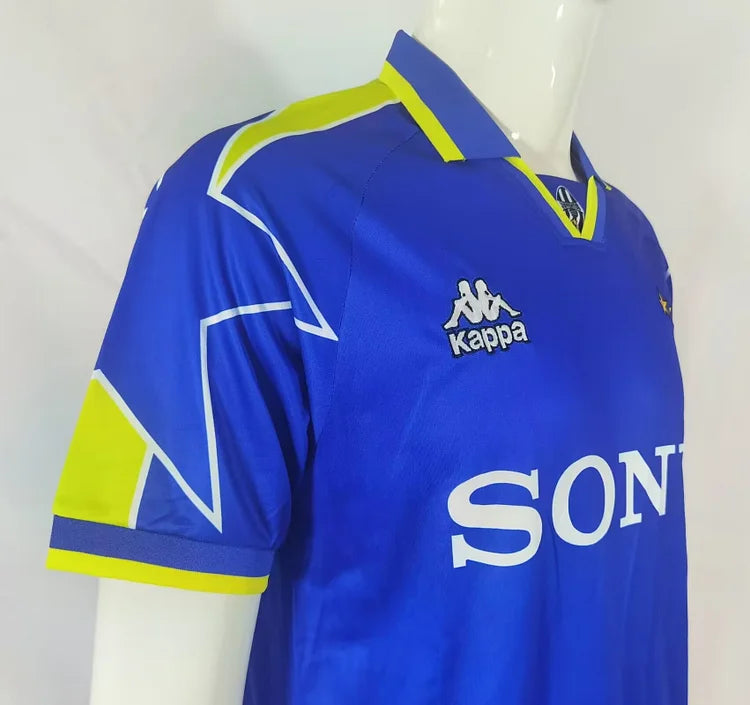 1996/97 Juventus away retro jersey