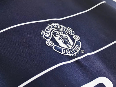 1999/00 Manchester United away retro jersey