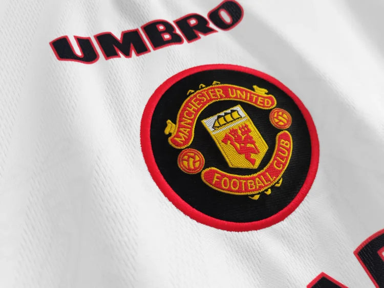 1996/97 Manchester United Away Retro Shirt