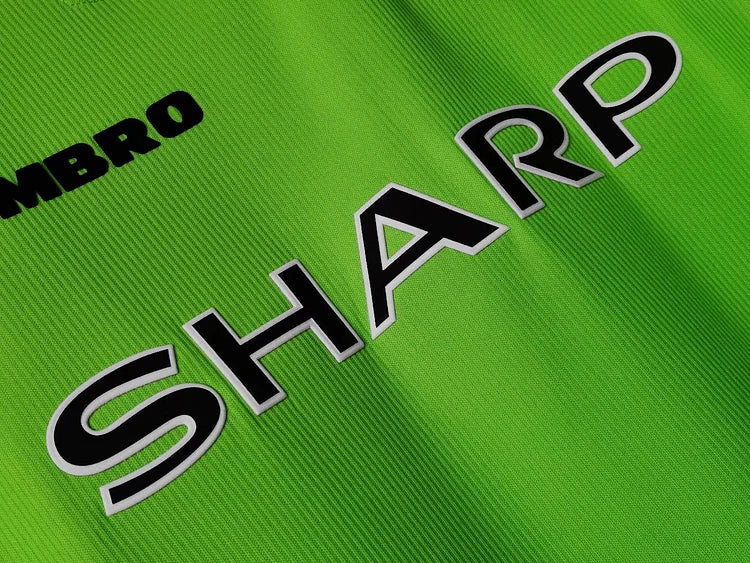 1998/99 Vintage Manchester United Goalkeeper Green Jersey