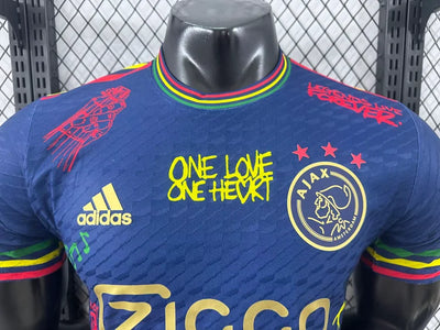 2025/26 Ajax graffiti board - players