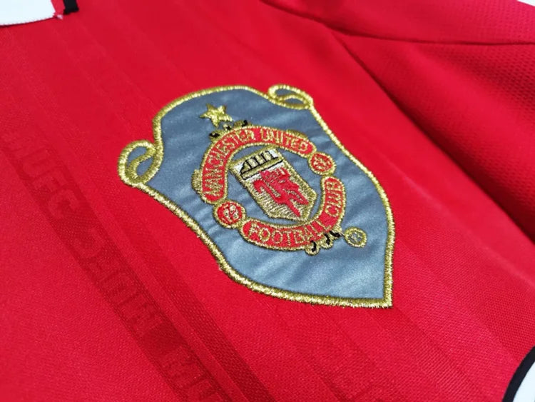 1999/00 Manchester United Champions League Home Long Sleeve Shirt
