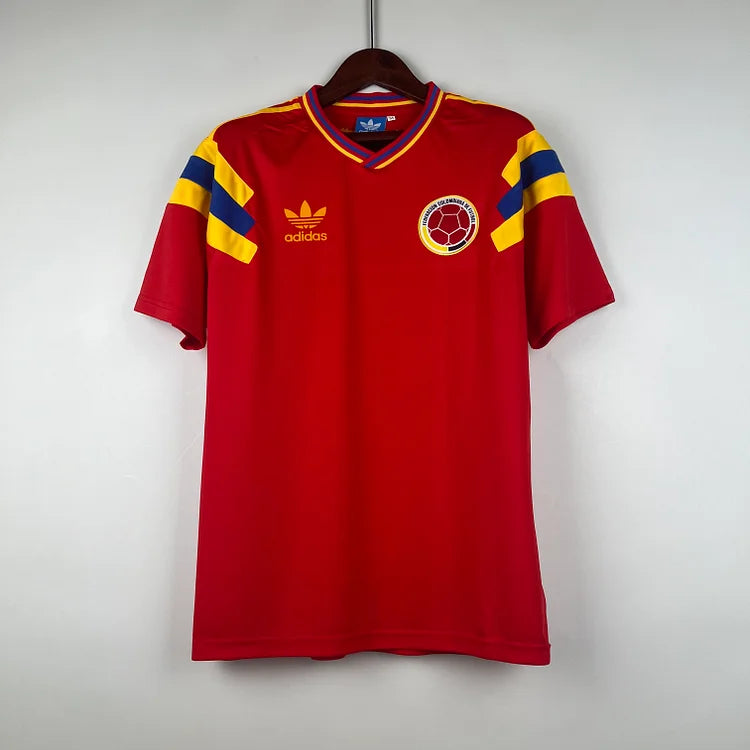 1990 Colombia away retro jersey.