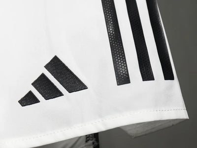 25/26 Manchester United Home Shorts Player Edition