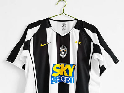 2004/05 Juventus home retro jersey
