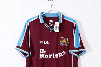 1999/01 West Ham United home retro jersey.