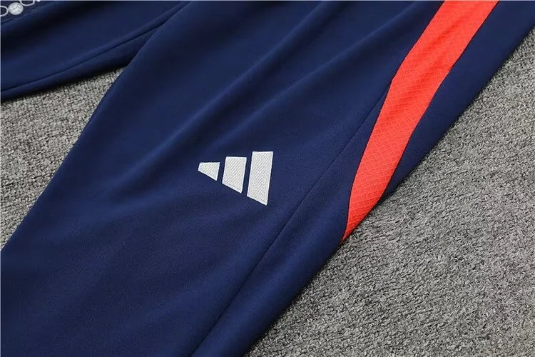 2024/25 Manchester United orange long sleeve training kit