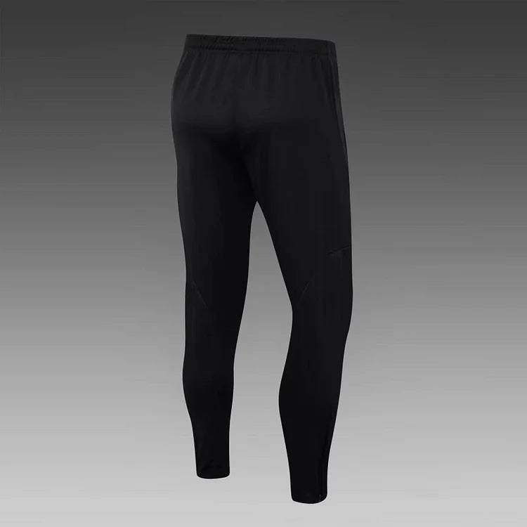 2023/24 Liverpool Half-zip training suit black