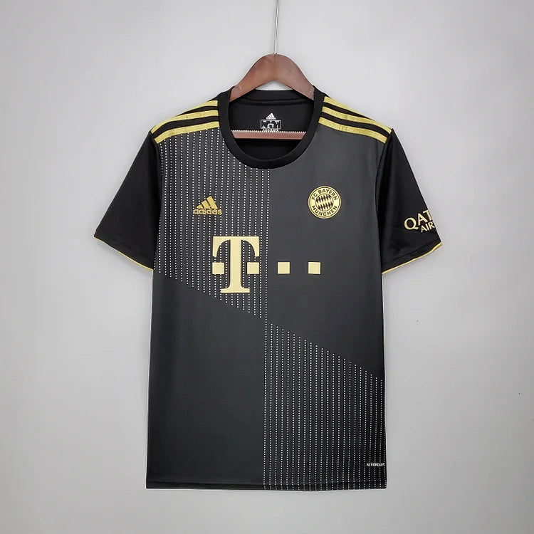 2021/22 Bayern away jersey