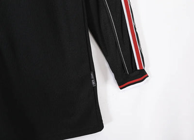 1998/99 Manchester United Classic Retro Long Sleeve Shirt