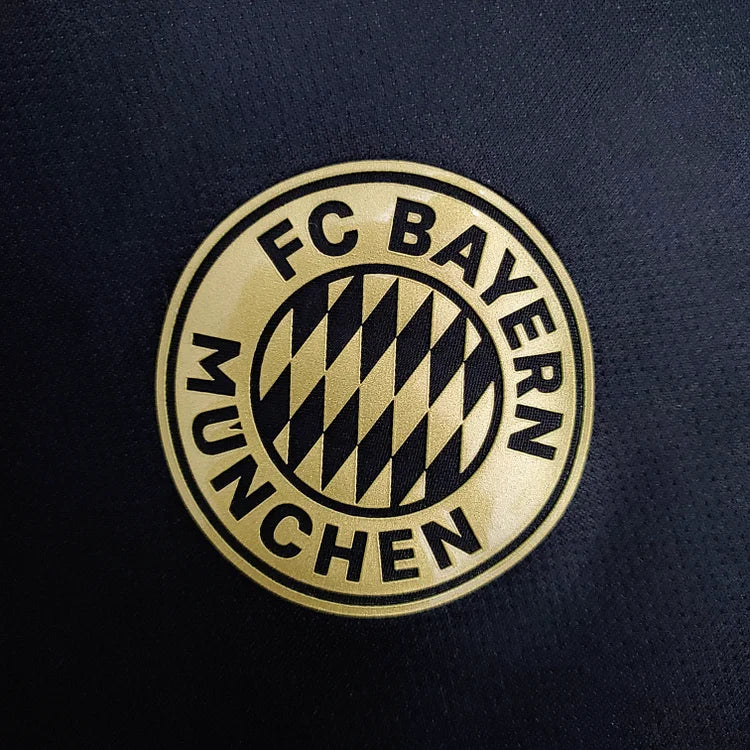 2021/22 Bayern away jersey