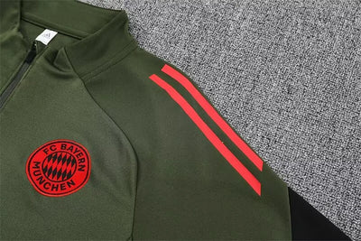 2025/2026 Bayern Green Long-Sleeved Training Suit -