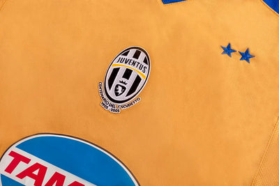2005/06 Juventus Second Away Retro Shirt
