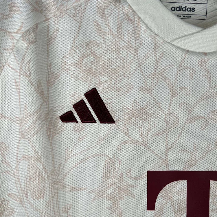 2023/24 Bayern Munich Second Away Jersey -