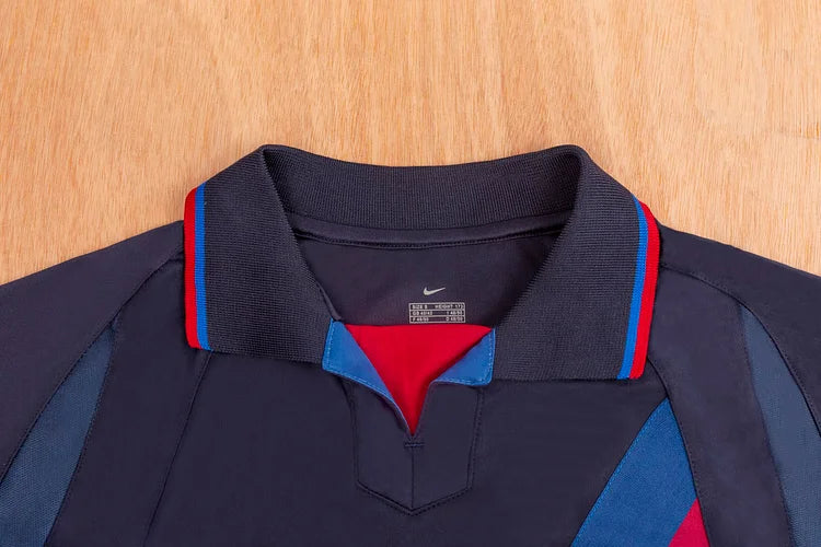 2002/03 Barcelona Second Away Retro Kit