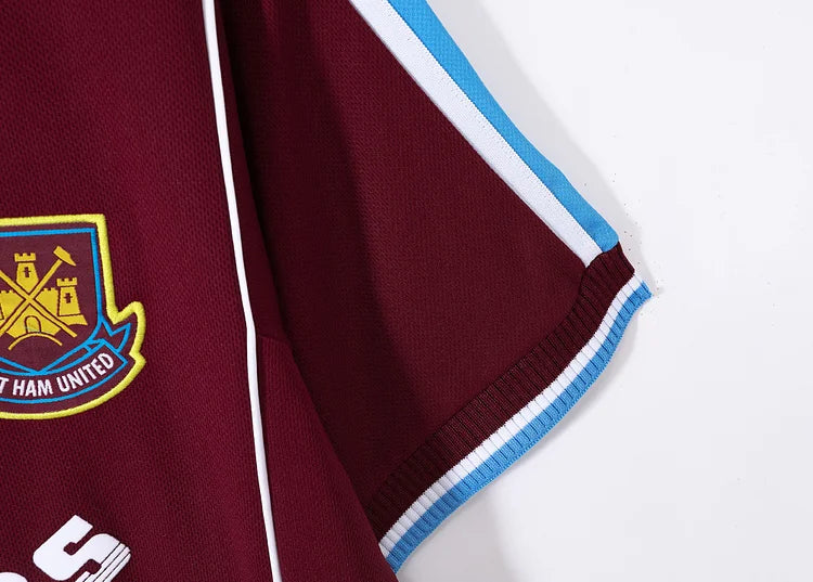 1999/01 West Ham United home retro jersey.