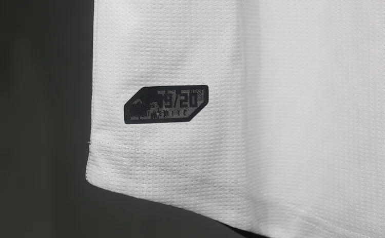 2019-20 Juventus Home Long Sleeve - Player Edition