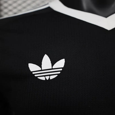 2024/25 Arsenal Goalkeeper Shirt - Player Edition