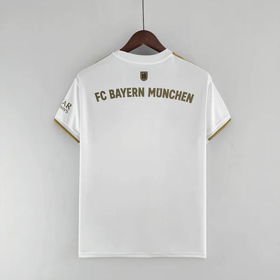 2022/23 Bayern away jersey