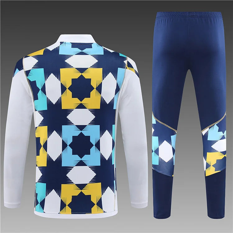 2023/24 Algeria camouflage long-sleeved training jersey.